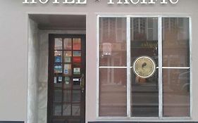 Hotel Pacific